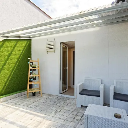 Bed and Breakfast Pensjon Polska 2*